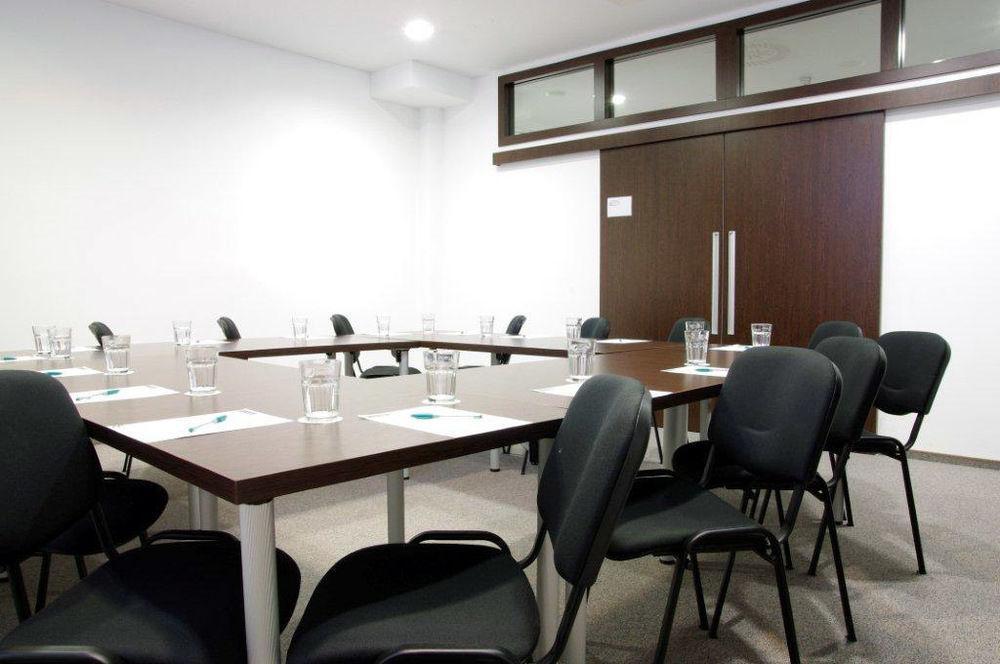 Hotel Gaudio Bratislava Luaran gambar