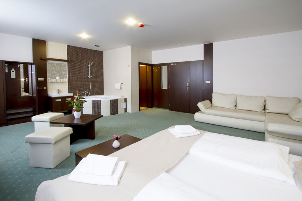 Hotel Gaudio Bratislava Luaran gambar