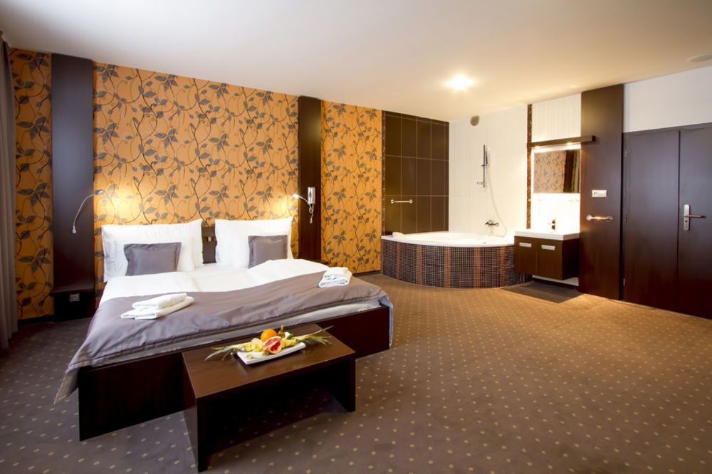 Hotel Gaudio Bratislava Luaran gambar